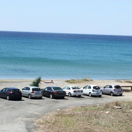Frangeskos Beach Apartment'S 德凯利亚英属基地区 外观 照片